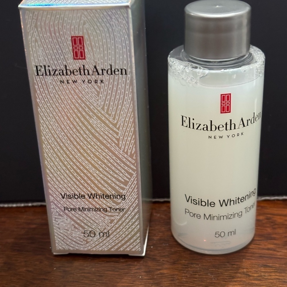 NIB Elizabeth Arden Visible Whitening Pure Moisturizing Toner brand new 50ml